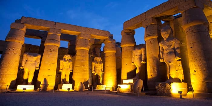 who built luxor temple